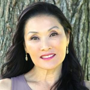 Meet your Posher, Dee